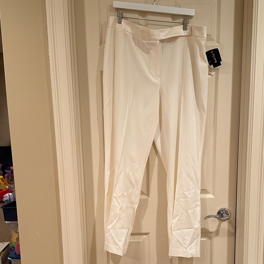 Apostrophe Cream Cropped Ponte Knit Ankle Pants